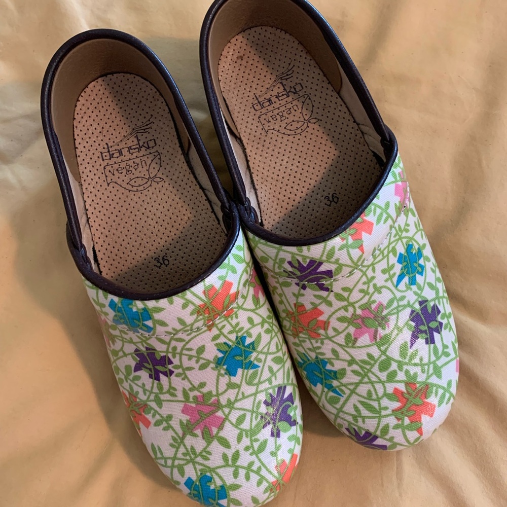 Dansko Ladies Clogs